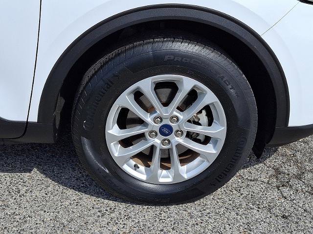 Certified 2020 Ford Escape SE image 8