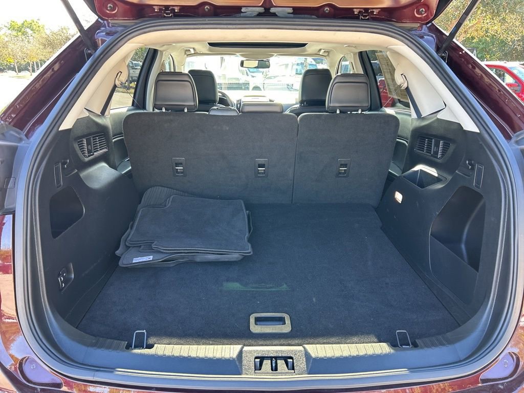 Used 2020 Ford Edge SEL w/ Cold Weather Package image 52