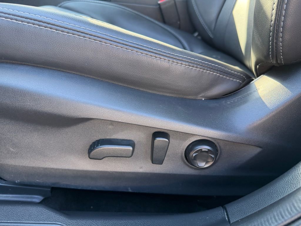 Used 2023 Subaru Outback Limited image 19