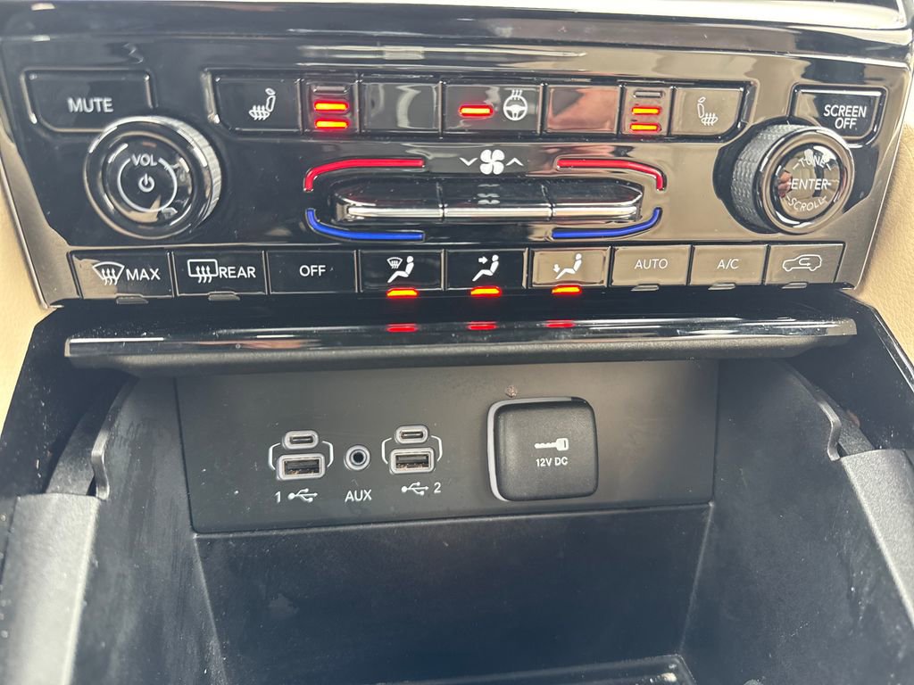 Certified 2023 Jeep Grand Cherokee L Limited image 38