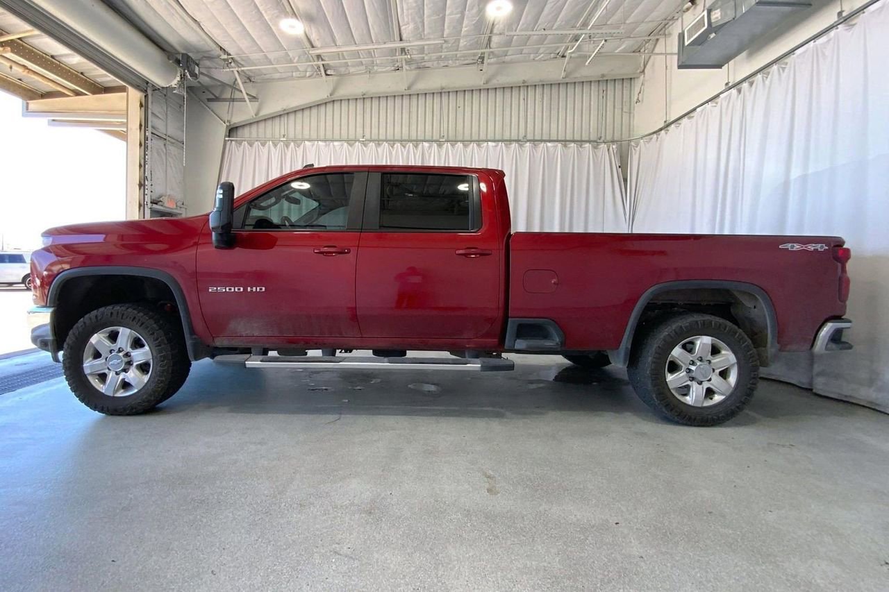 Used 2023 Chevrolet Silverado 2500 LT image 26