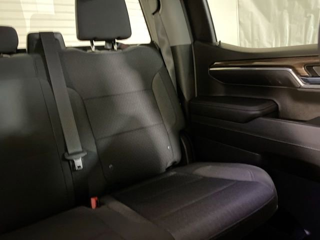 Used 2023 Chevrolet Silverado 1500 LT image 14