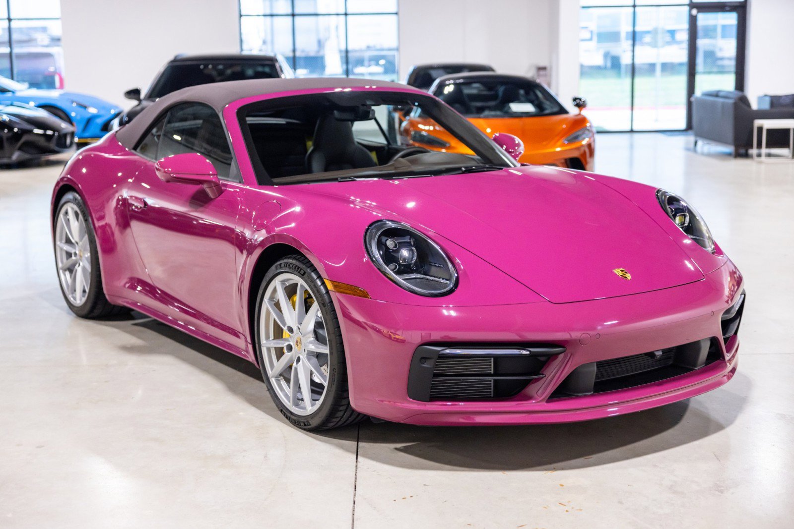 Used 2023 Porsche 911 Carrera w/ Premium Package RWD image 10