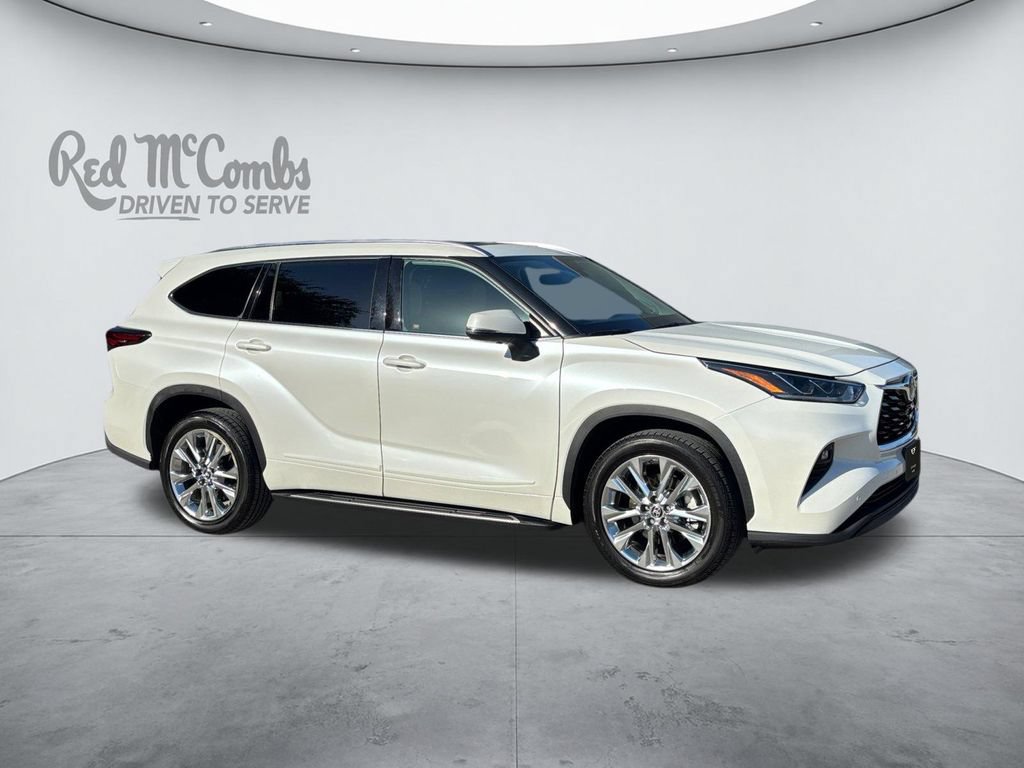 Used 2020 Toyota Highlander Limited FWD image 7