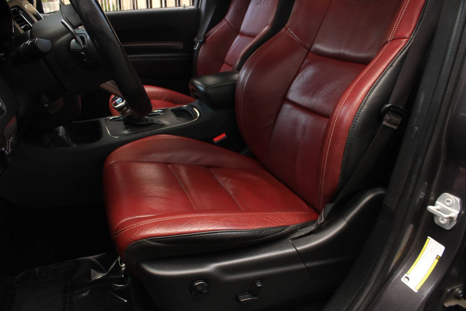 Used 2018 Dodge Durango SRT w/ Technology Group AWD/4WD image 17