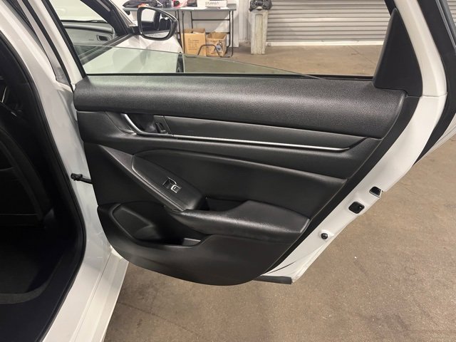 Used 2021 Honda Accord Sport image 15