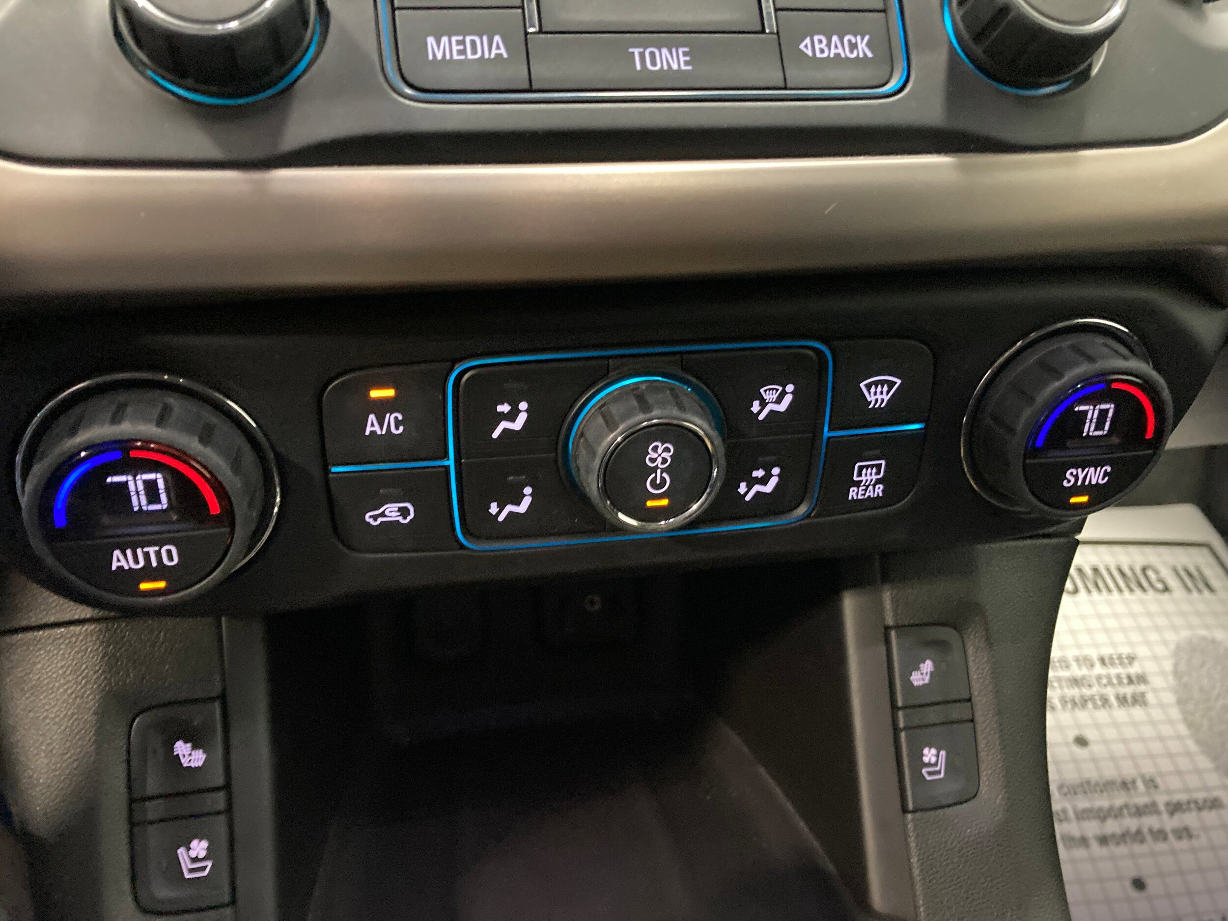 Used 2017 GMC Acadia Denali AWD/4WD image 33