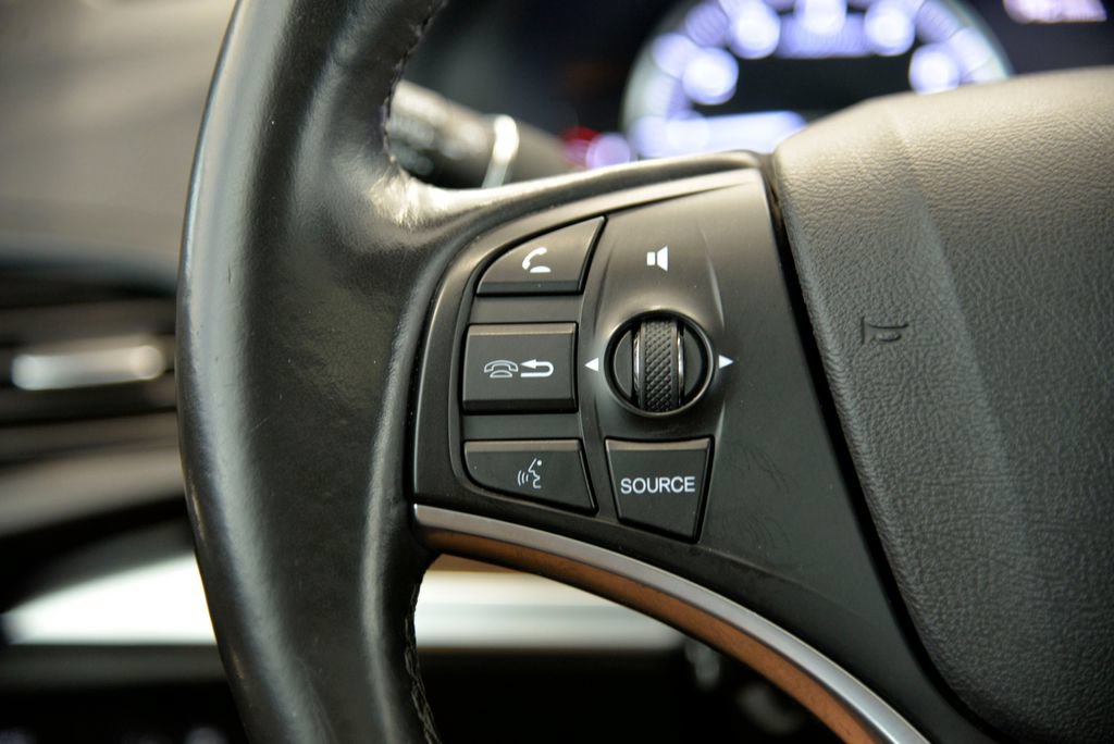 Used 2018 Acura MDX SH-AWD image 23