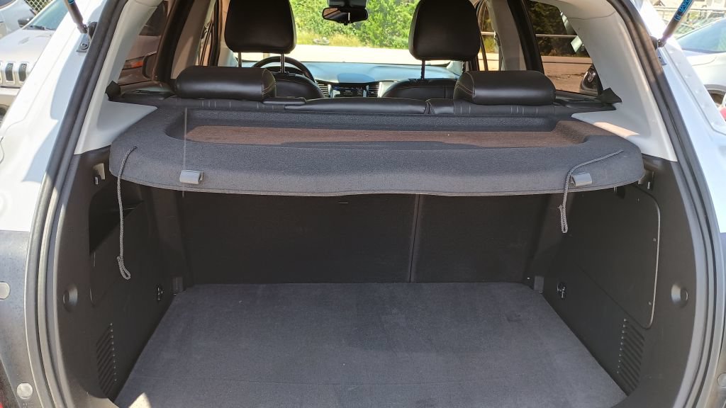 Used 2019 Chevrolet Trax LT w/ LT Convenience Package AWD/4WD image 20