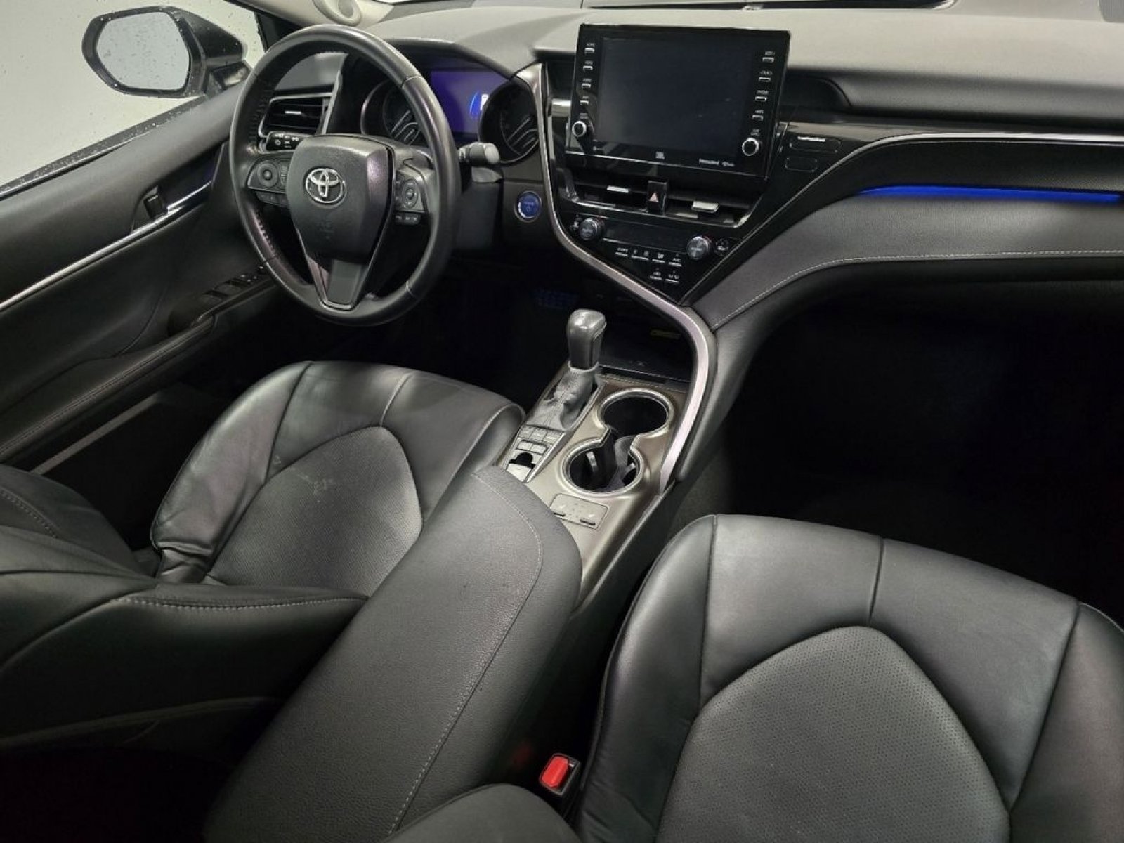 Used 2024 Toyota Camry XSE w/ Navigation Package FWD image 25