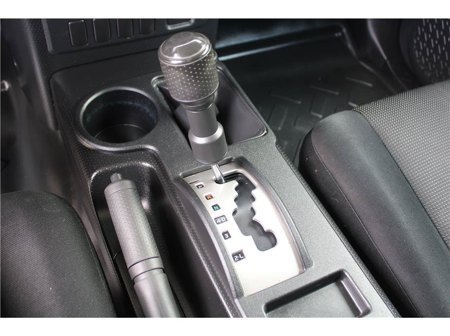 Used 2012 Toyota FJ Cruiser 4WD w/ Convenience Pkg image 29