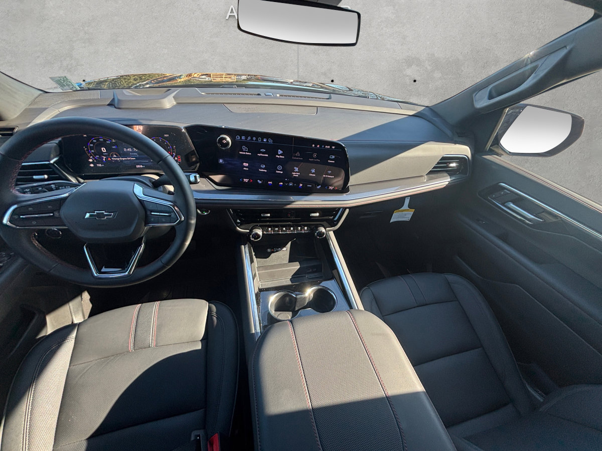 Used 2025 Chevrolet Tahoe RST w/ Comfort Package image 3