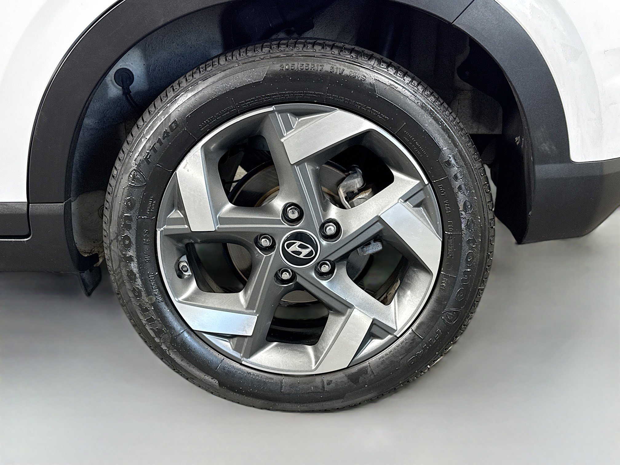 Used 2020 Hyundai Venue SEL w/ Convenience + Premium Package image 37