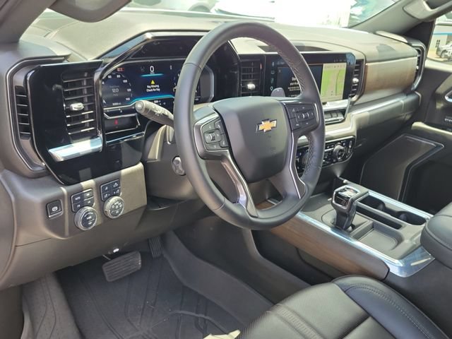 Certified 2025 Chevrolet Silverado 1500 High Country w/ High Country Premium Package AWD/4WD image 21