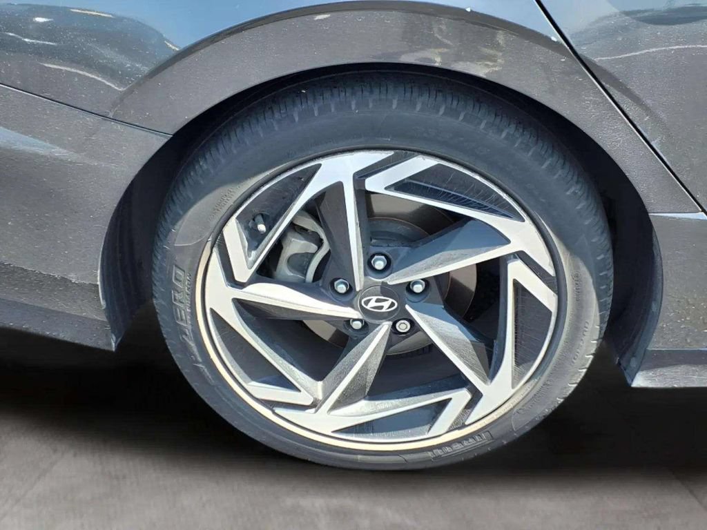 Used 2024 Hyundai Sonata SEL w/ Convenience Package FWD image 20