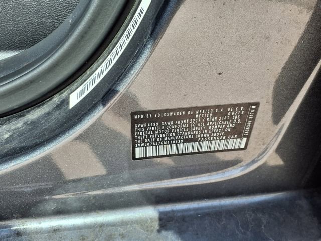 Used 2016 Volkswagen Jetta SEL FWD image 33