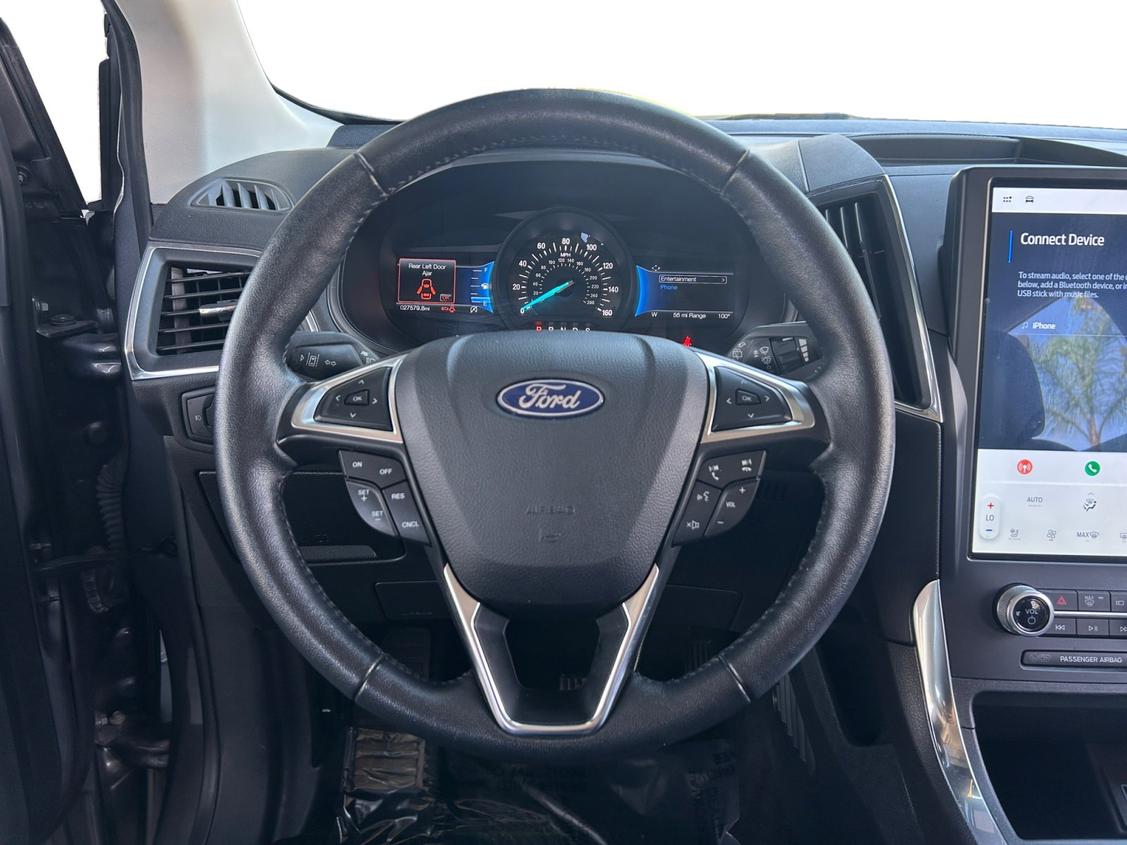 Used 2023 Ford Edge Titanium AWD/4WD image 12