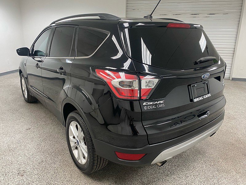 Used 2018 Ford Escape SE image 7