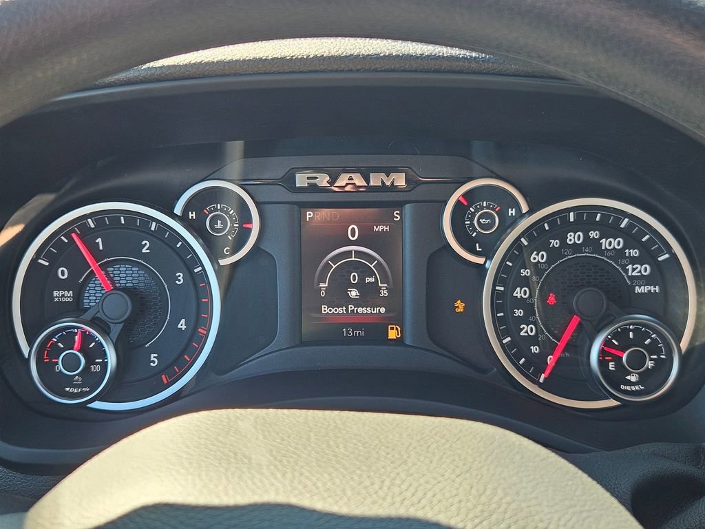 New 2026 RAM 5500 Tradesman AWD/4WD image 15