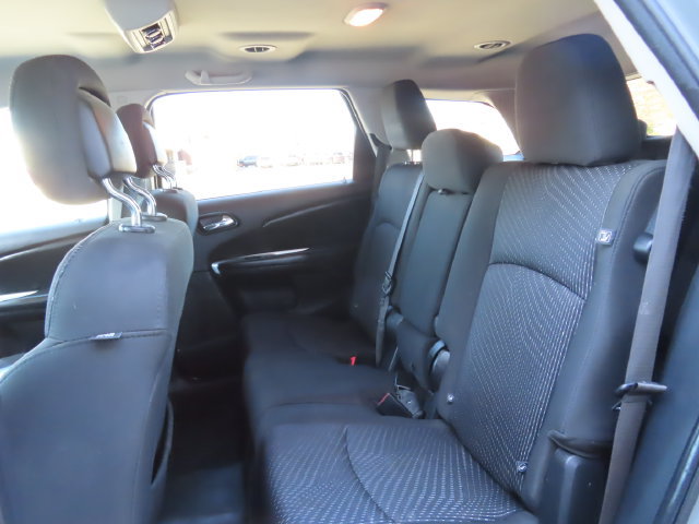 Used 2019 Dodge Journey SE FWD image 20