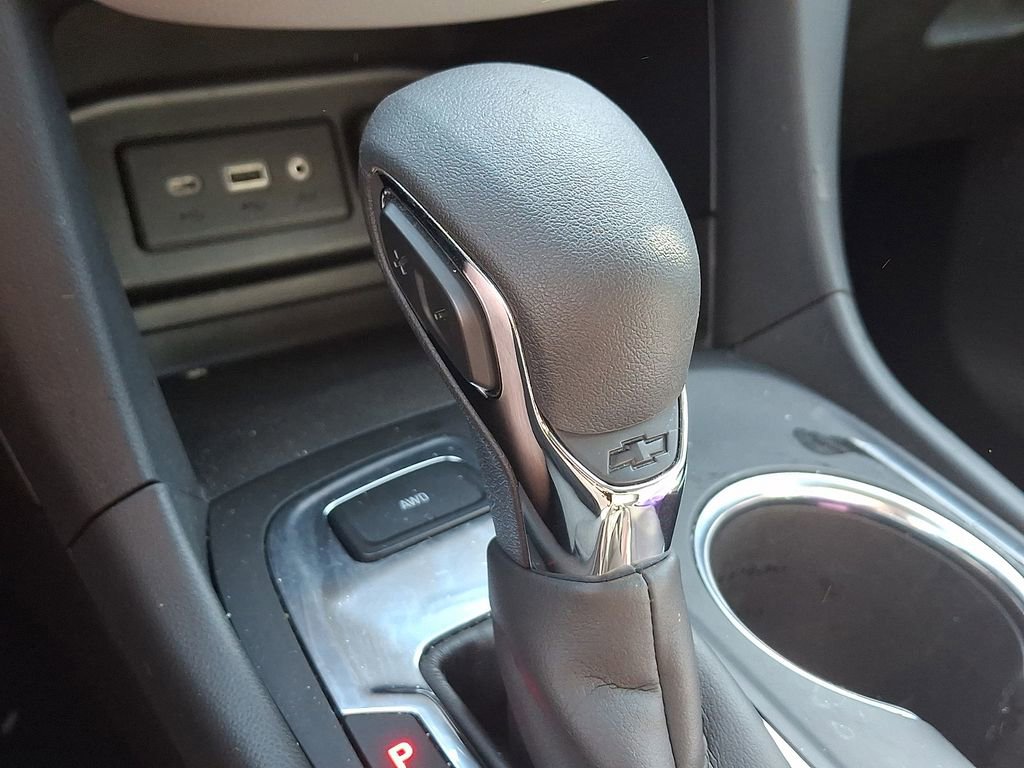 Used 2022 Chevrolet Equinox LS AWD/4WD image 13