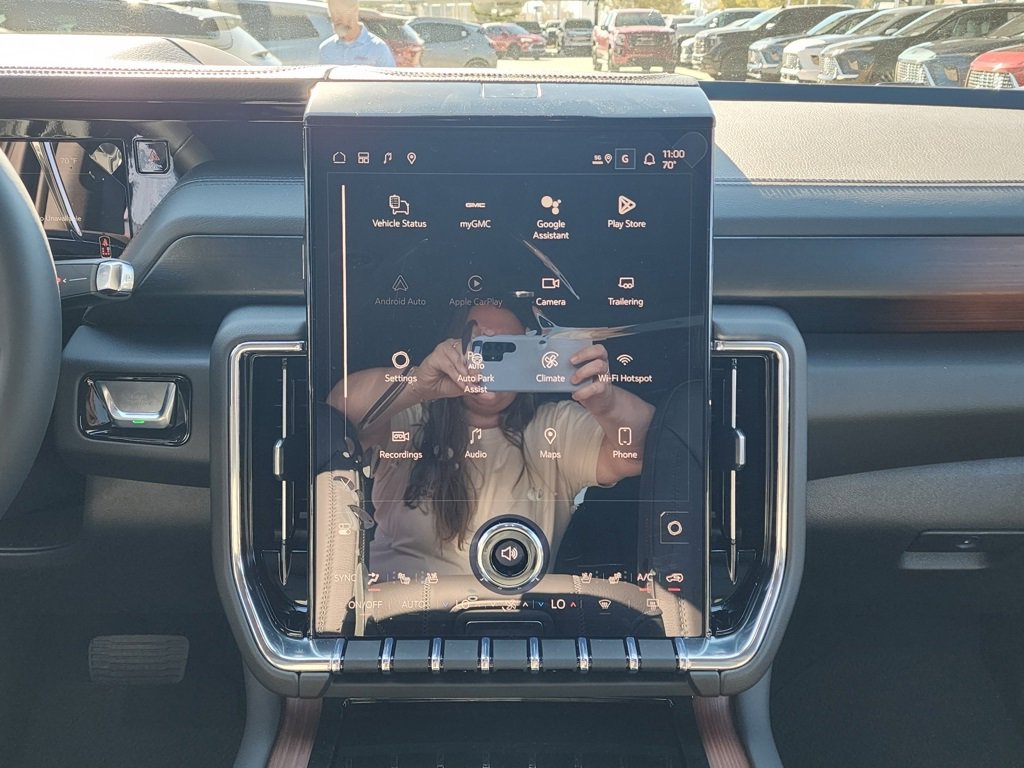 New 2026 GMC Yukon Denali image 27