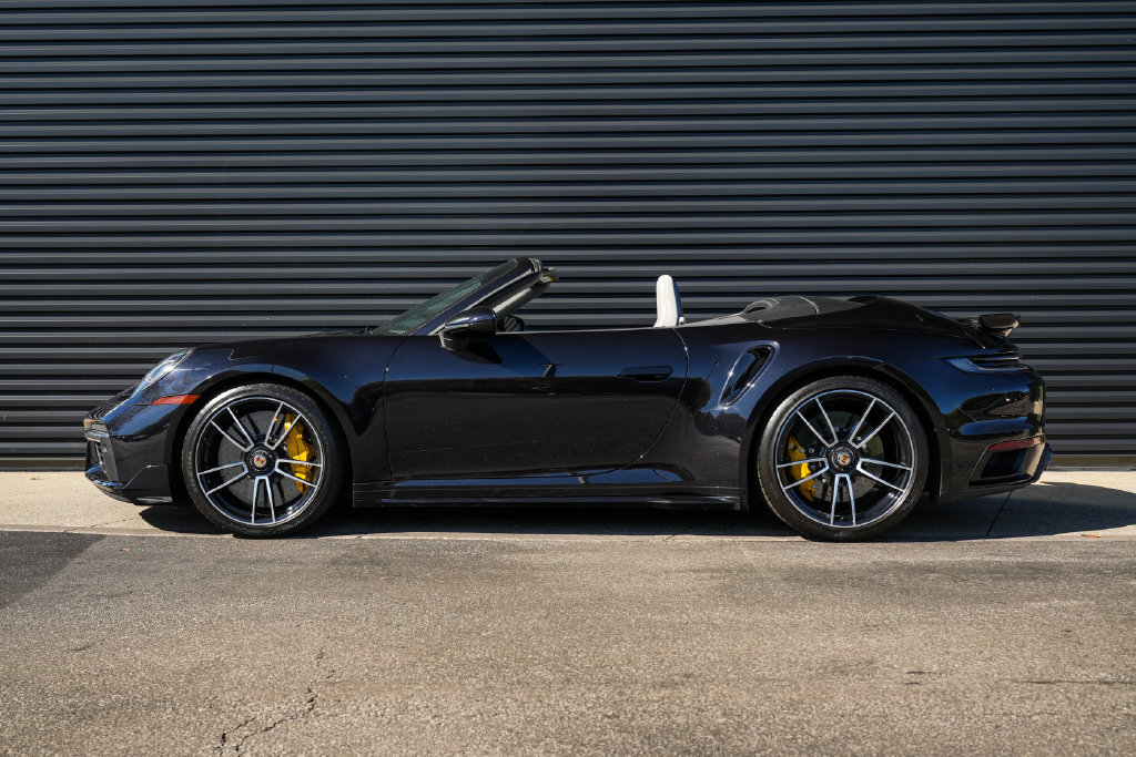 Certified 2022 Porsche 911 Turbo S AWD/4WD image 2