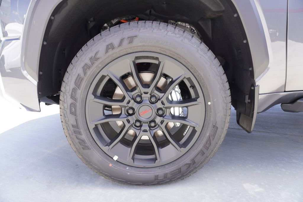 New 2026 Toyota Tundra Limited AWD/4WD image 20