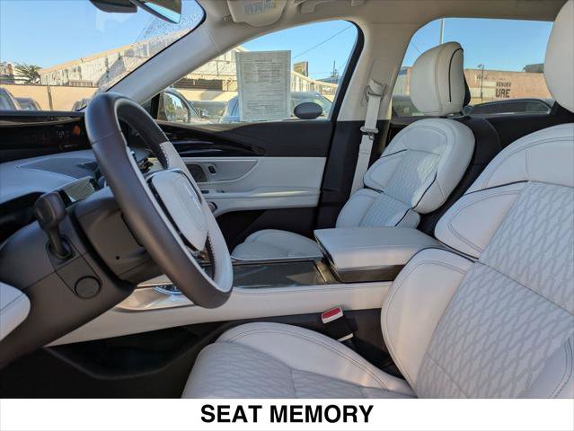 Used 2025 Lincoln Nautilus Black Label image 21