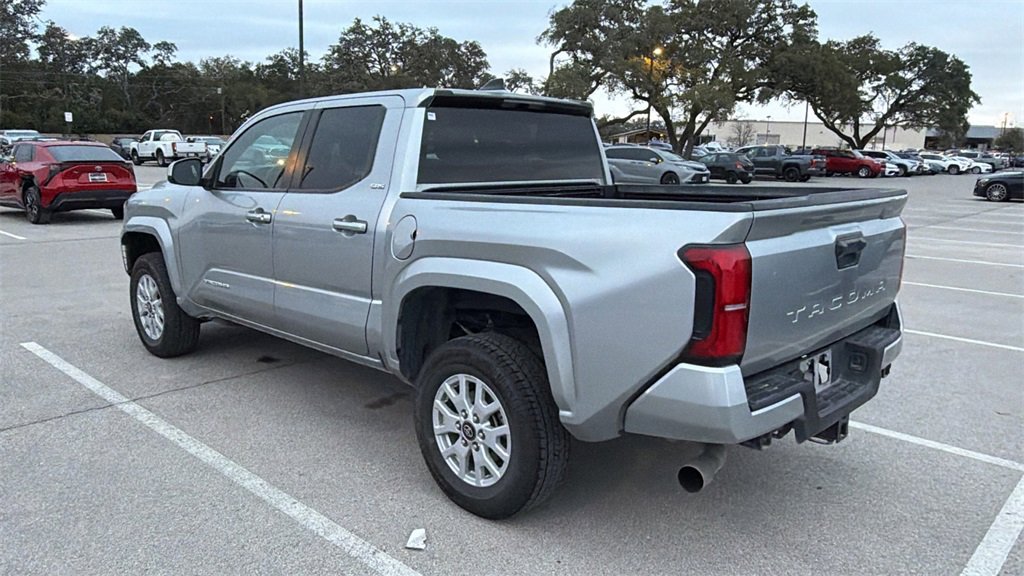 Used 2024 Toyota Tacoma SR5 image 4
