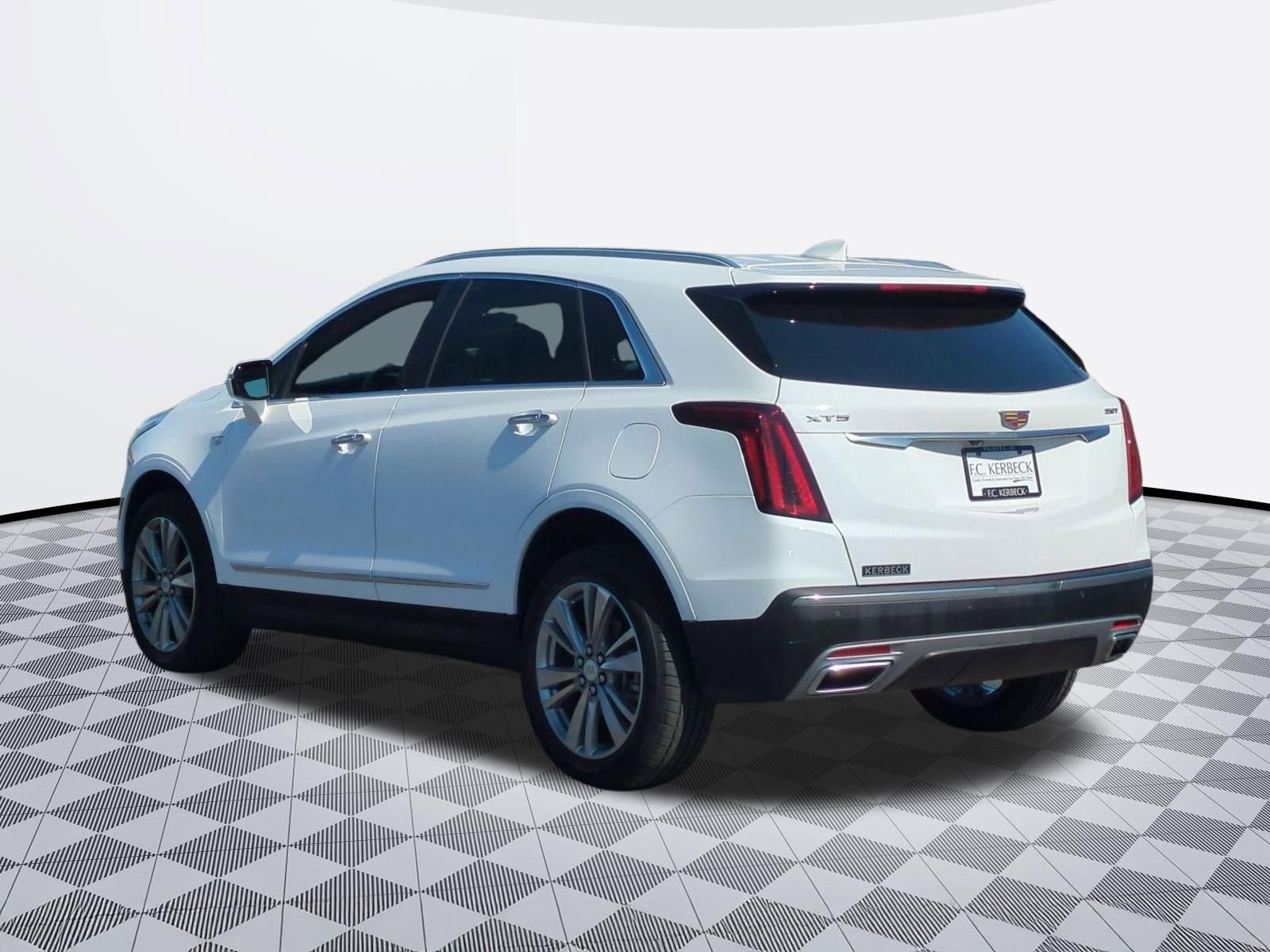 Certified 2024 Cadillac XT5 Premium Luxury image 5