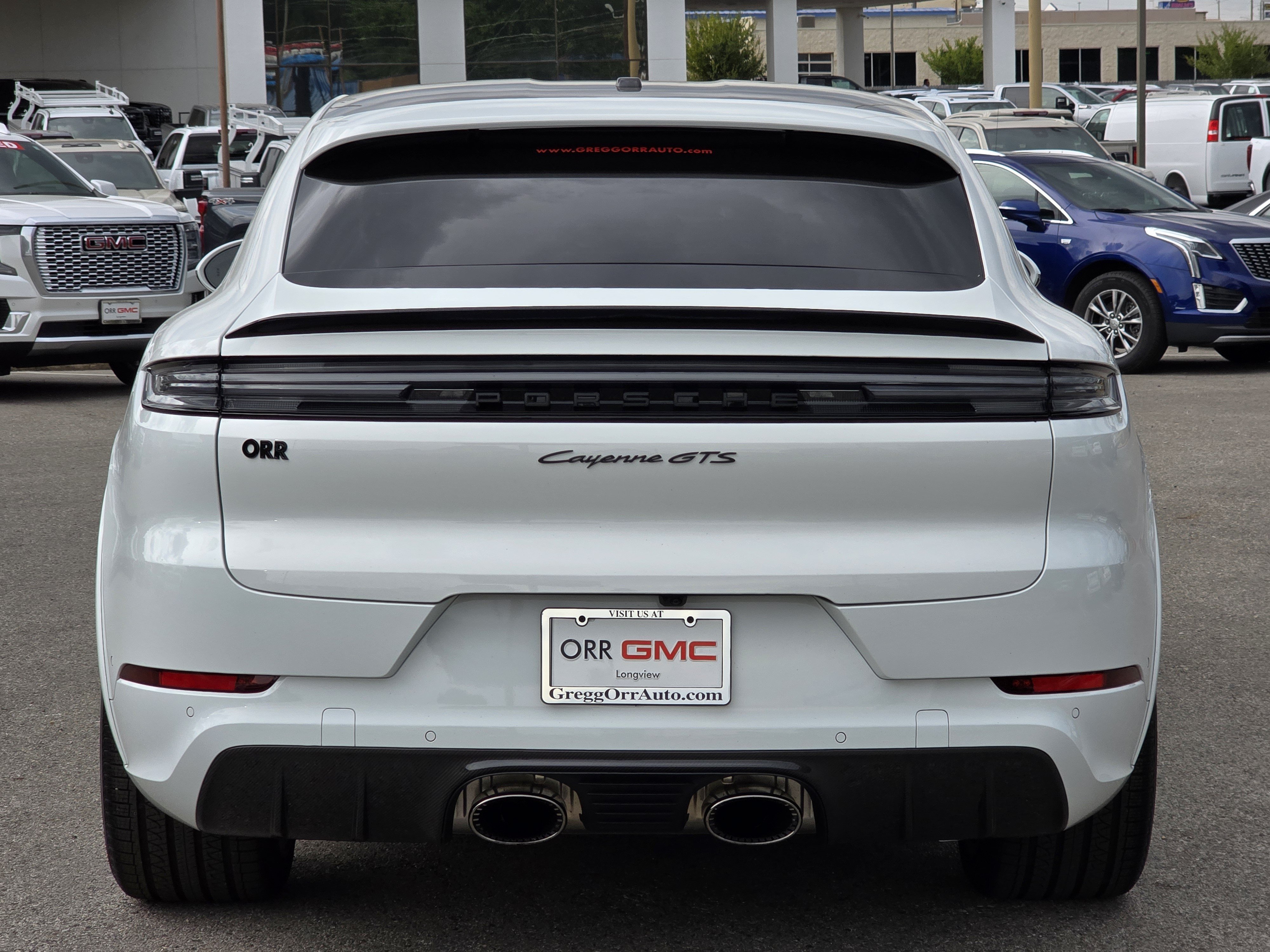 Used 2025 Porsche Cayenne GTS AWD/4WD image 5