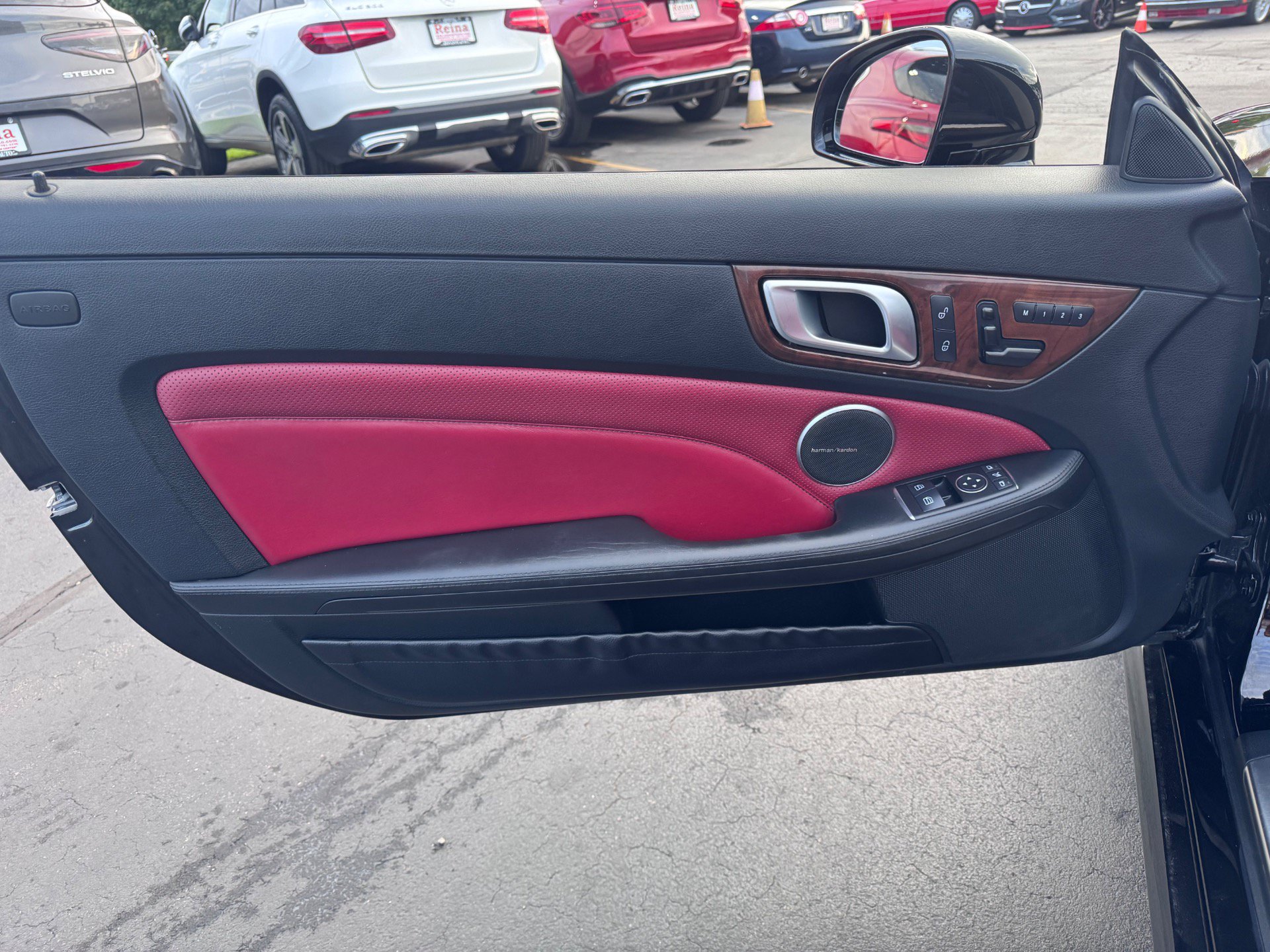 Used 2013 Mercedes-Benz SLK 250 image 5