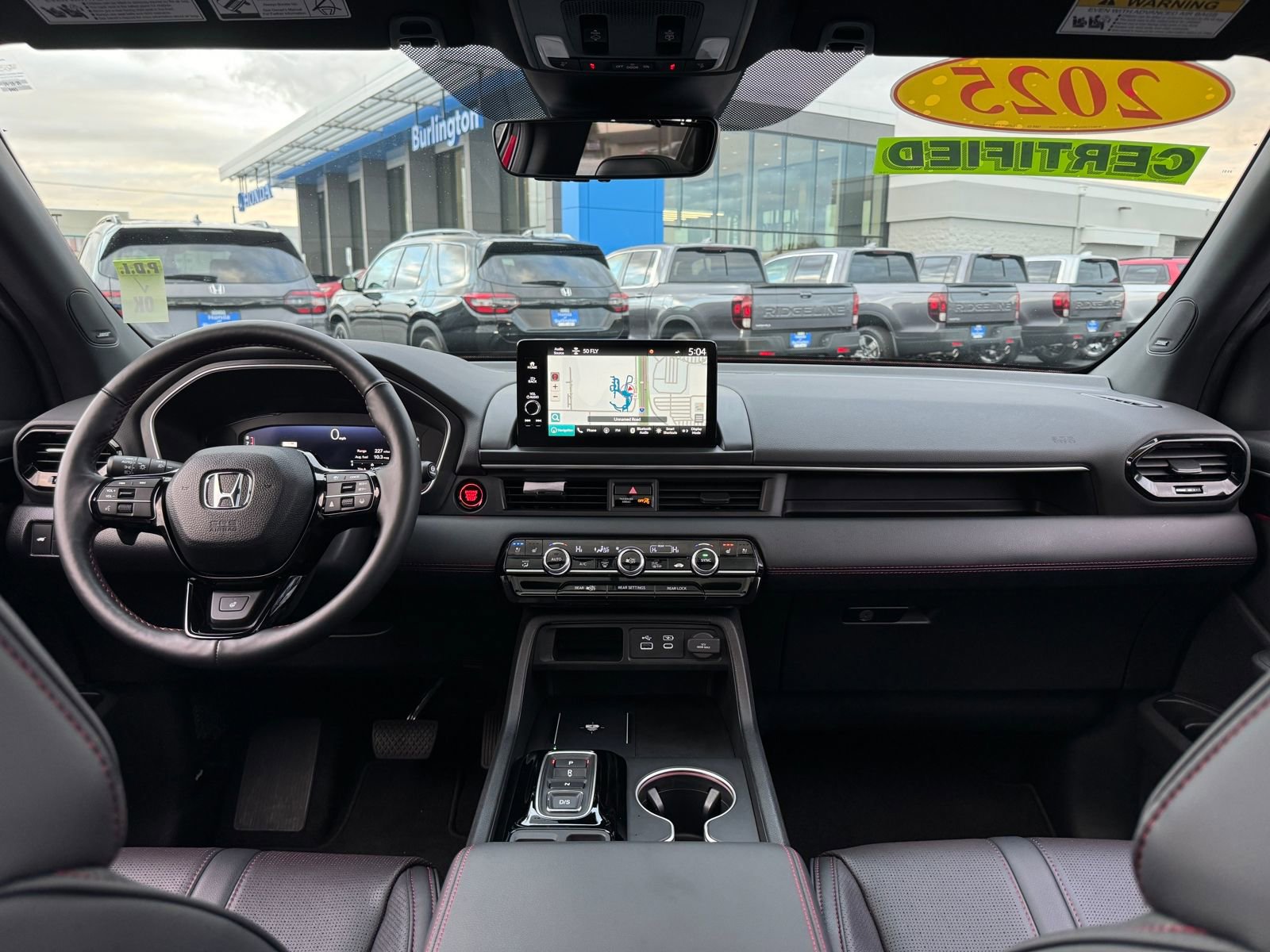 Certified 2025 Honda Pilot Black Edition image 15