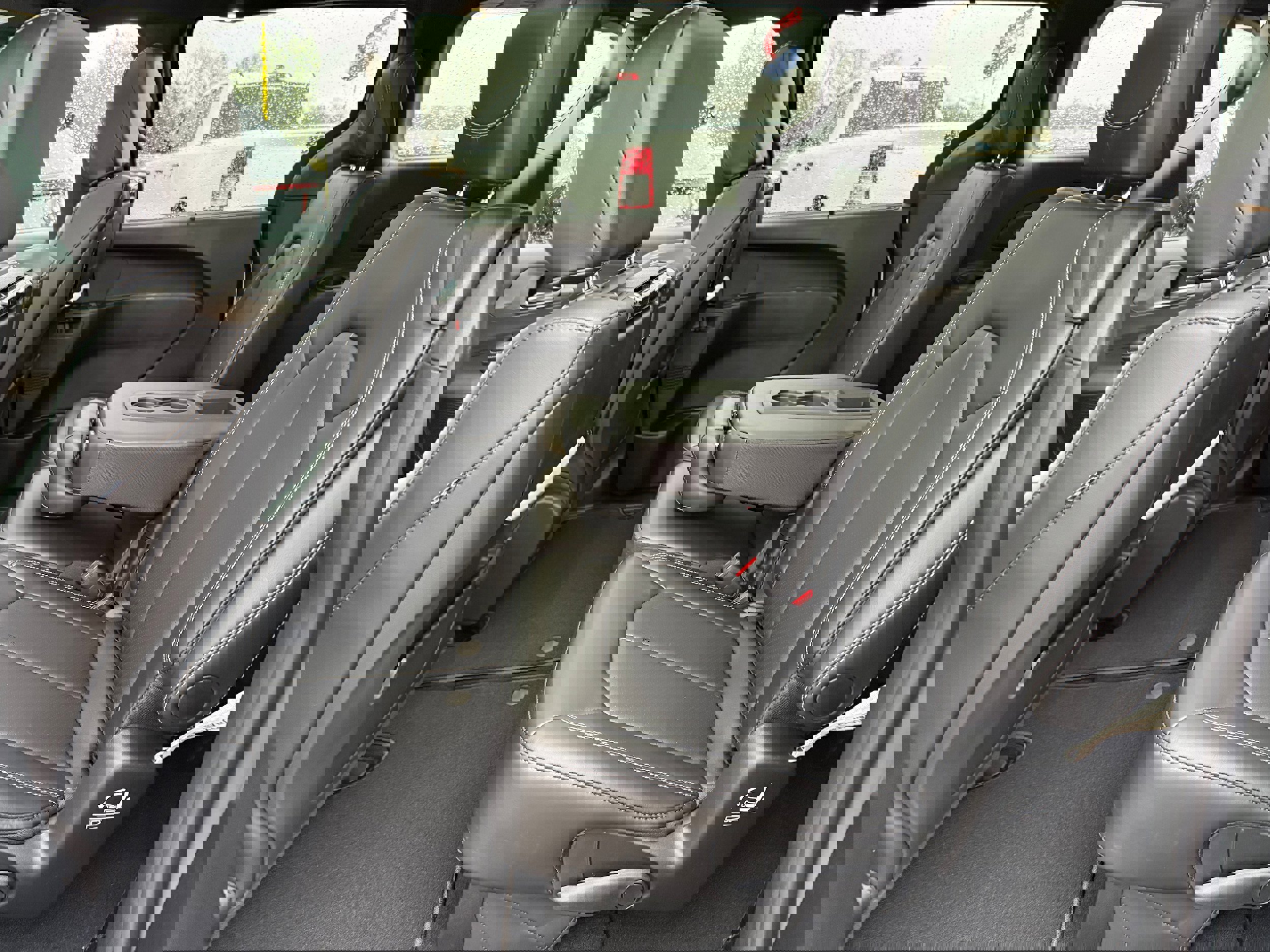 New 2026 Chrysler Pacifica Select image 11