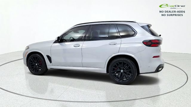 Used 2025 BMW X5 xDrive40i w/ M Sport Package AWD/4WD image 5