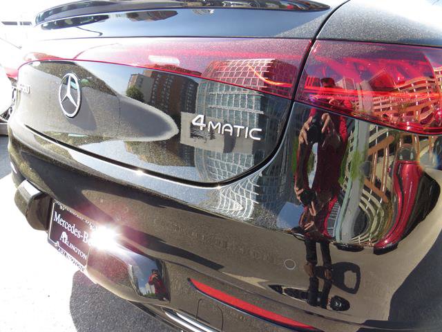 Used 2022 Mercedes-Benz EQS 580 4MATIC Sedan w/ Exclusive Trim Package image 31
