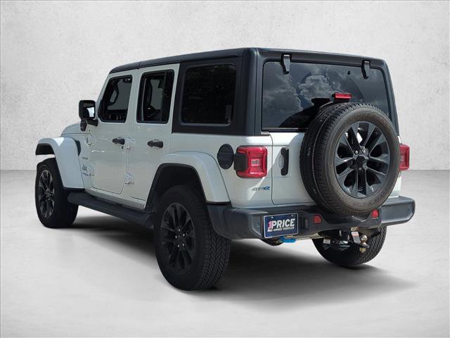 Used 2022 Jeep Wrangler Unlimited Sahara w/ Cold Weather Group image 7