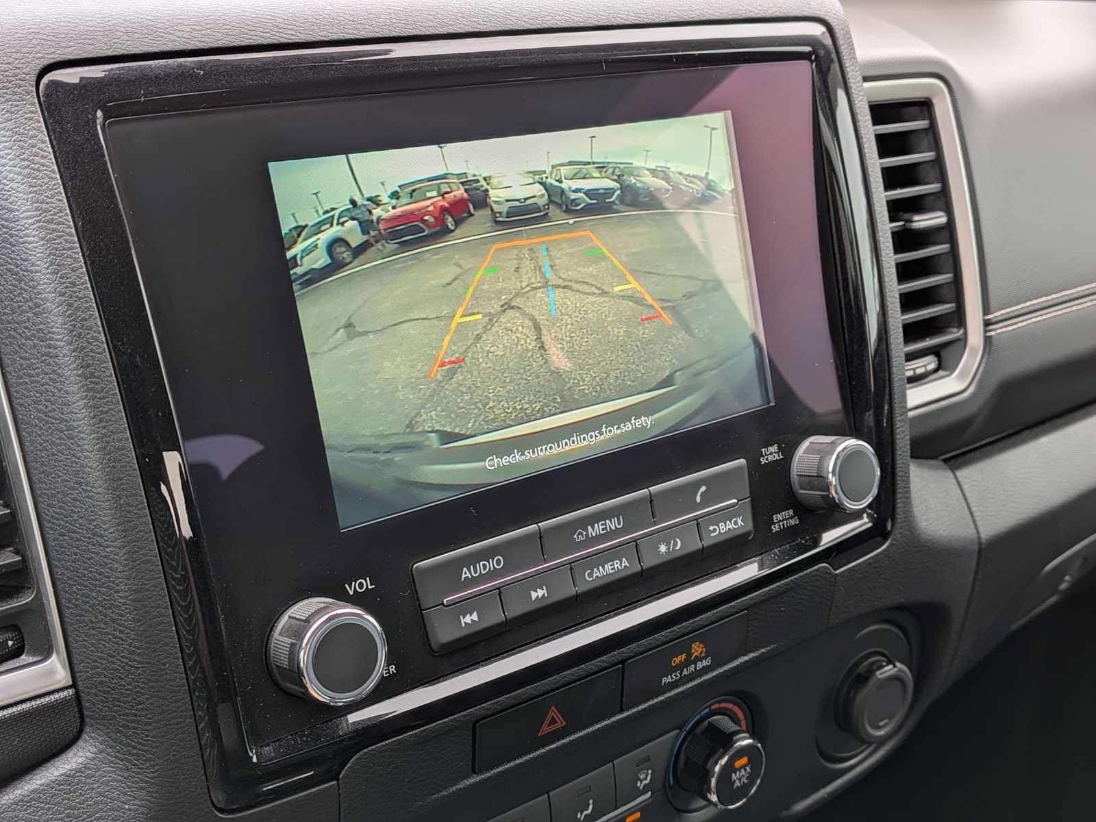 Used 2022 Nissan Frontier SV AWD/4WD image 27