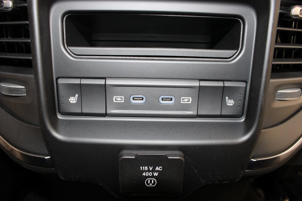 New 2026 RAM 2500 Laramie w/ Sport Appearance Package AWD/4WD image 19