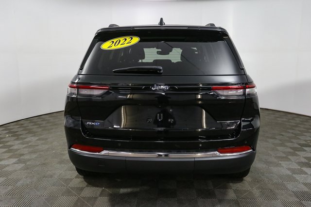 Used 2022 Jeep Grand Cherokee Limited 4xe image 9