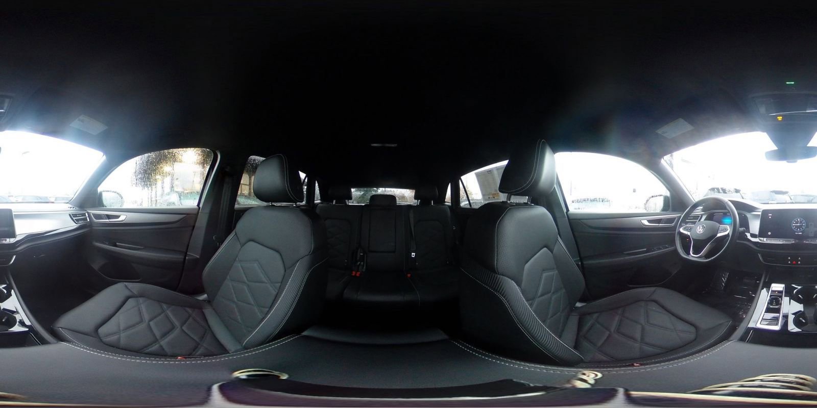 Used 2025 Volkswagen Atlas Cross Sport SE image 42