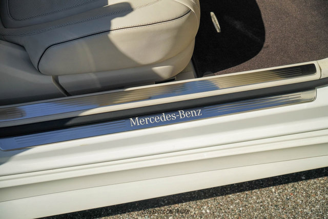 Used 2019 Mercedes-Benz S 560 Cabriolet image 66