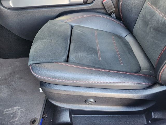 Used 2022 Mercedes-Benz GLB 250 4MATIC image 25