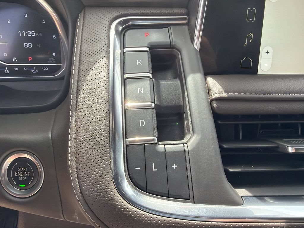 Used 2023 GMC Yukon XL SLT RWD image 24