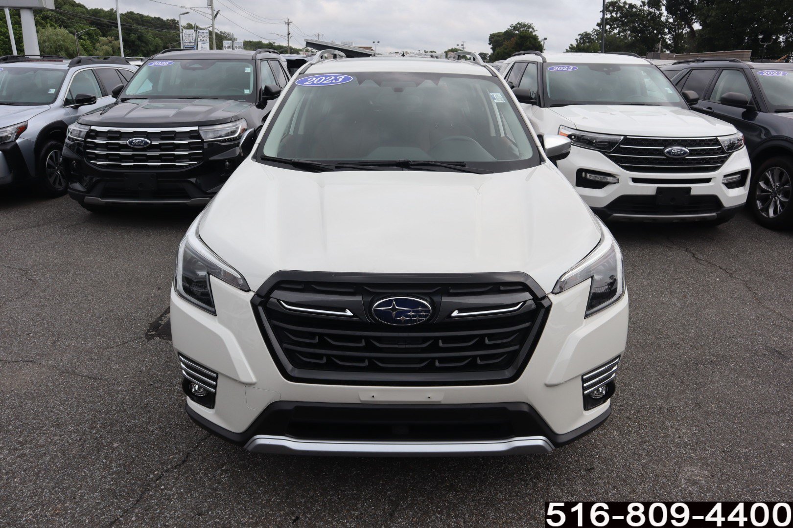 Used 2023 Subaru Forester Touring AWD/4WD image 2