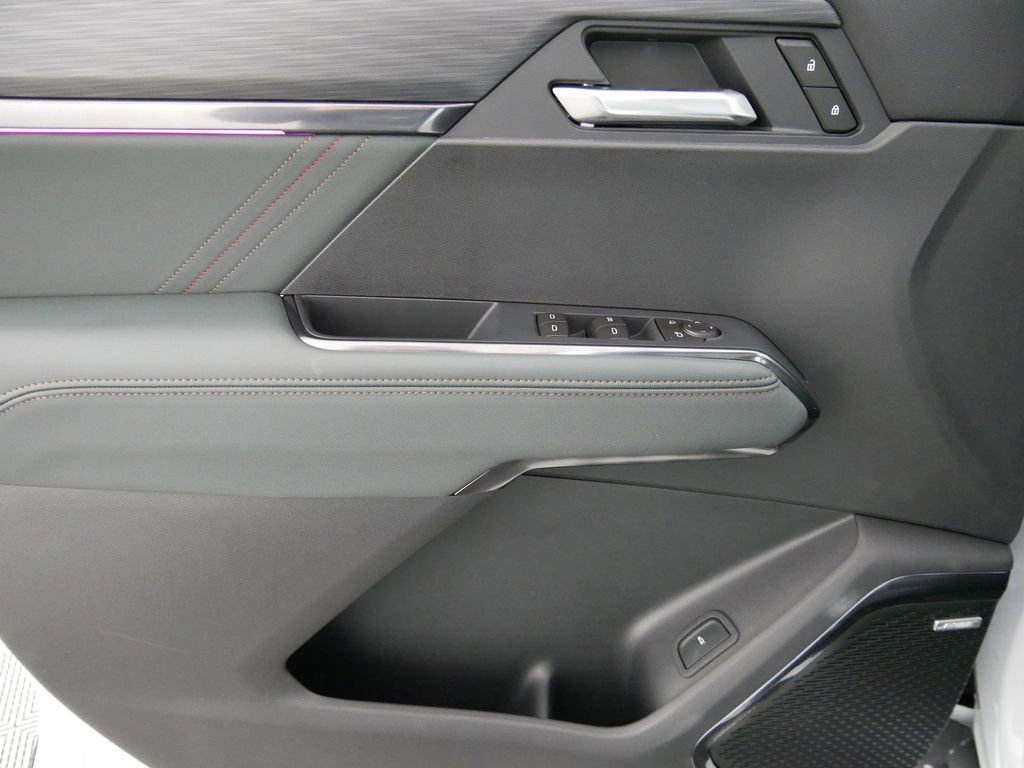 New 2026 GMC Acadia AT4 w/ Luxury Package image 13