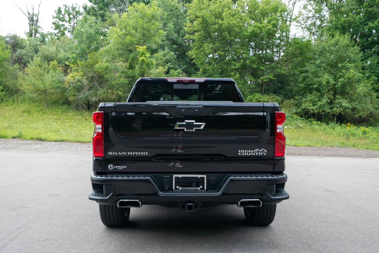 Used 2023 Chevrolet Silverado 1500 High Country w/ High Country Premium Package AWD/4WD image 4