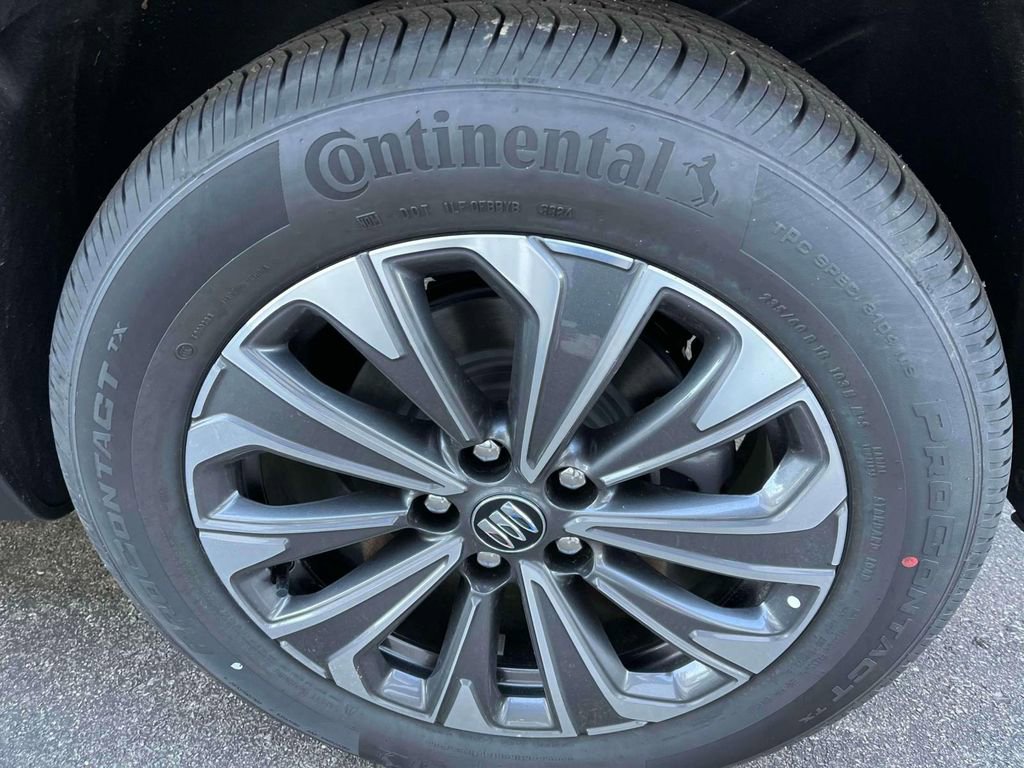 New 2025 Buick Envision Preferred image 11