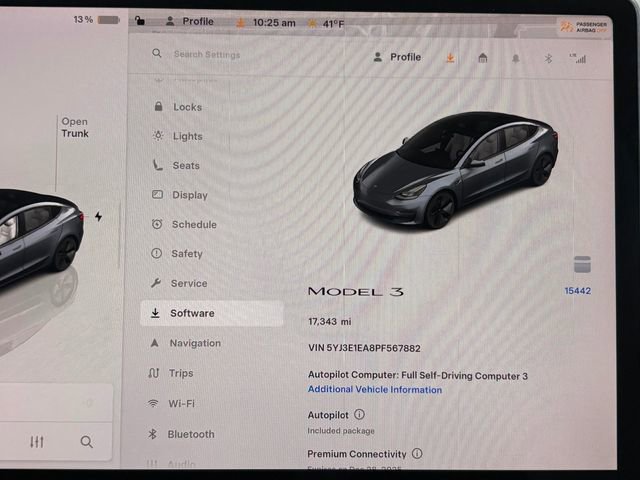 Used 2023 Tesla Model 3 Standard Range image 34